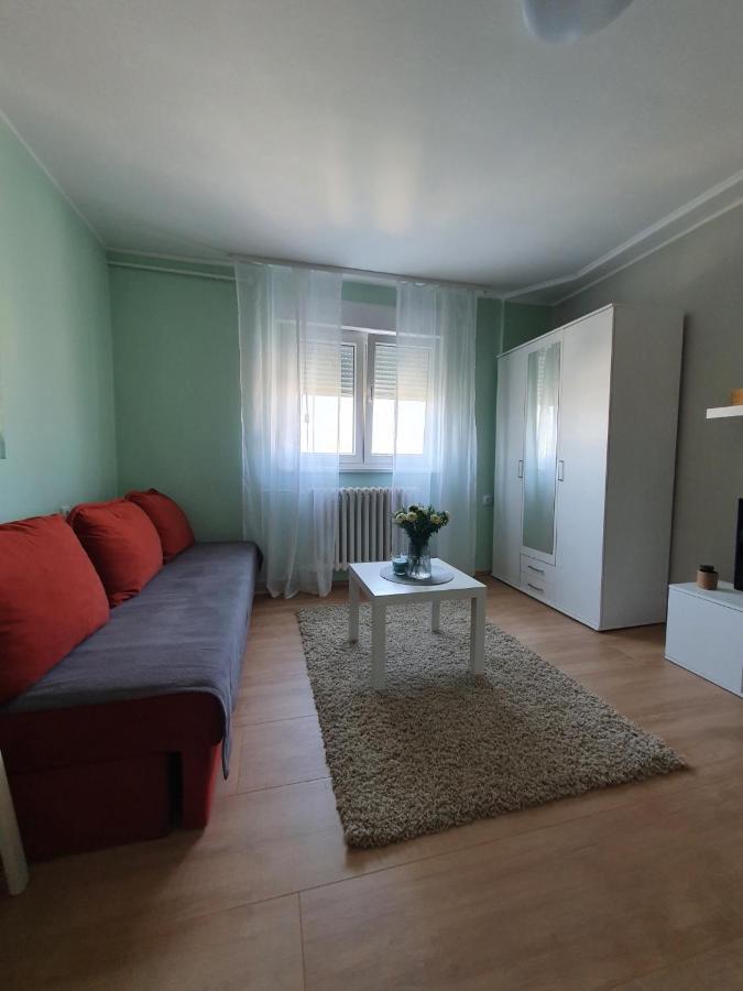 Home, Sweet Home Novi Sad Exterior foto